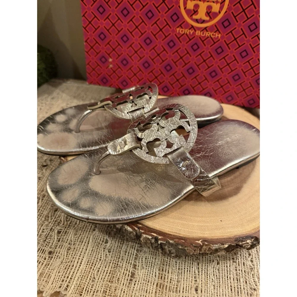 Tory Burch Miller Metallic Wrinkled Leather‎ Sandals in Spark Gold Women's 8